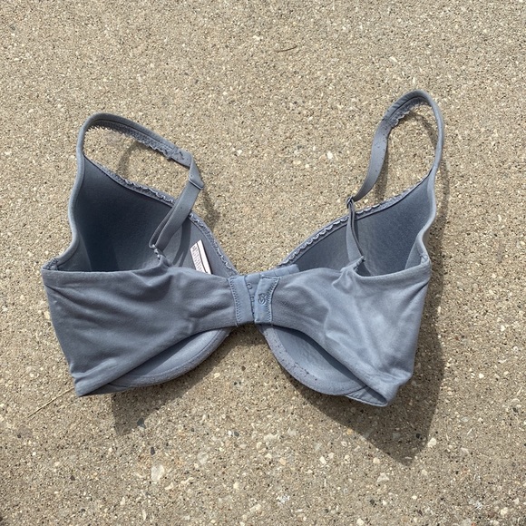 Victoria’s Secret Body by Victoria Lined Perfect Bra - 34 DDD - Picture 4 of 7